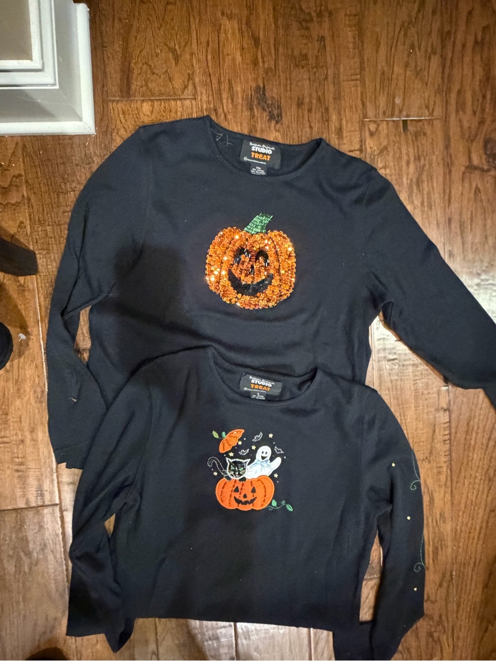 2-Halloween Sequin Pumpkin Top
